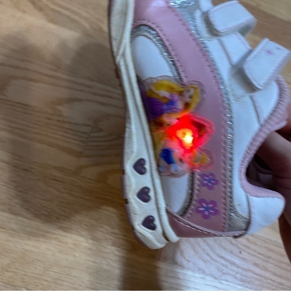 Disney Princess Light Up Sneakers Sz 11 Double Strap Kids Toddler Pink White - Picture 4 of 7